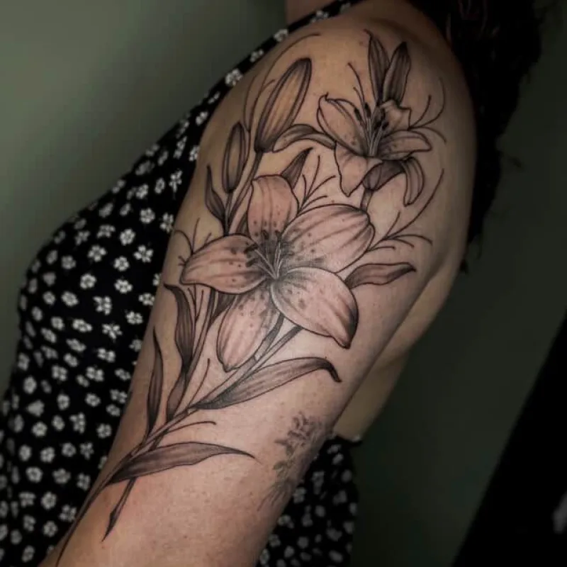 Tatuaje de Estef Tattoo — Púrpura Tatuajes Puerto Vallarta