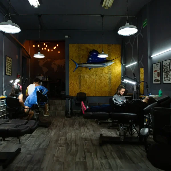 Tattoo and piercing studio in Puerto Vallarta — Púrpura Tatuajes